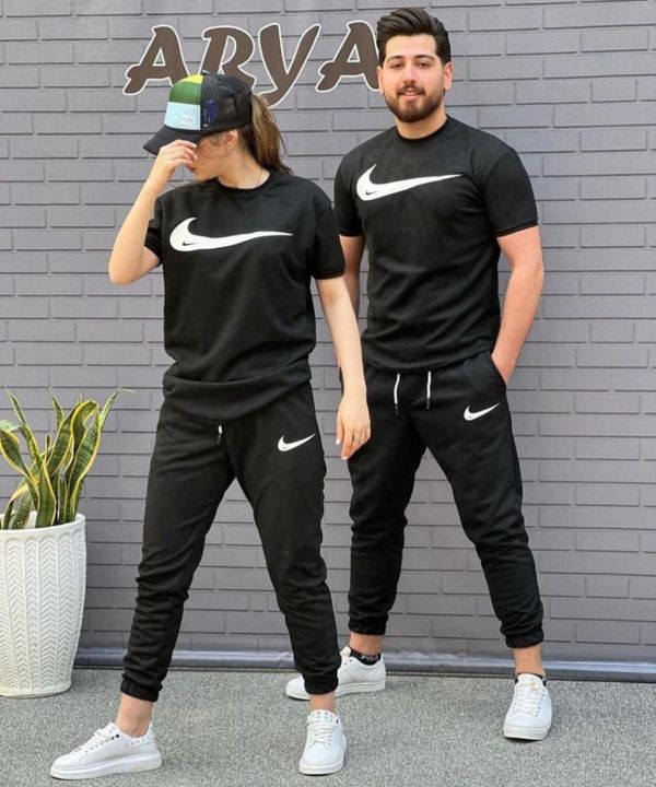 Nike store tracksuit couples