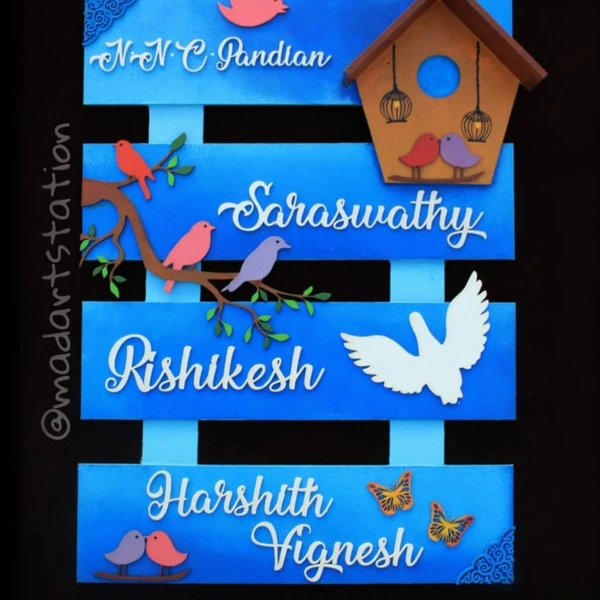 Bird, Hut Theme Plank Nameboard  - 4 Planks