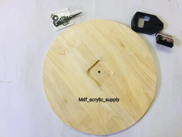 Rubber Wood Clock - 15", Round