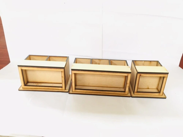 Penstand Shadow Box With Lid - 3 slots, 9/4/4"