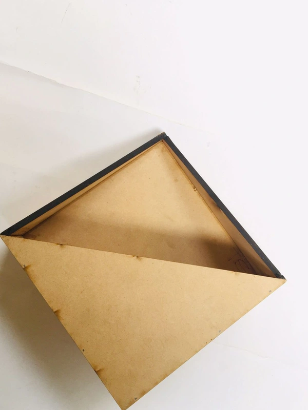 Square Tissue Holder  - 6/6"