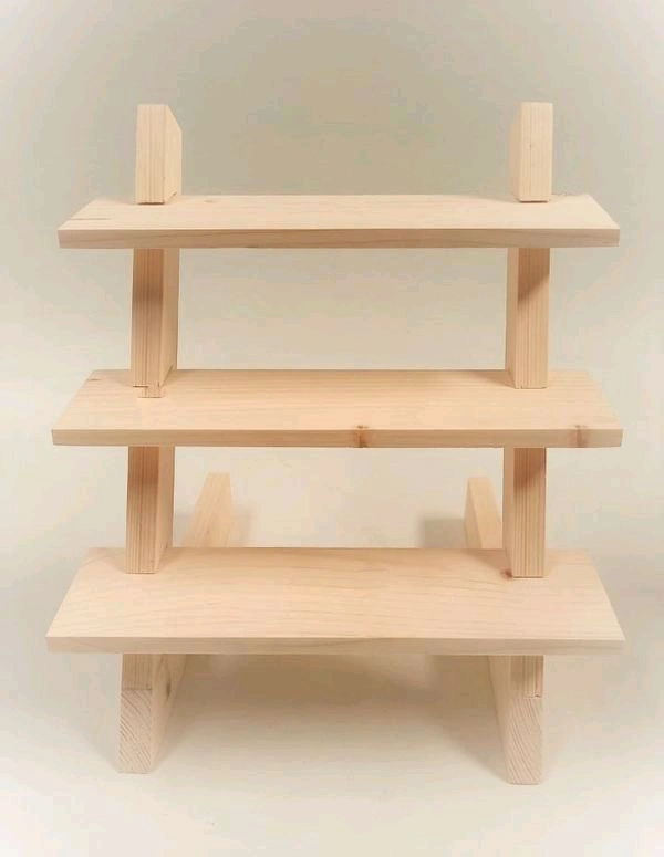 Diy Pinewood Display Stand - 16/4"