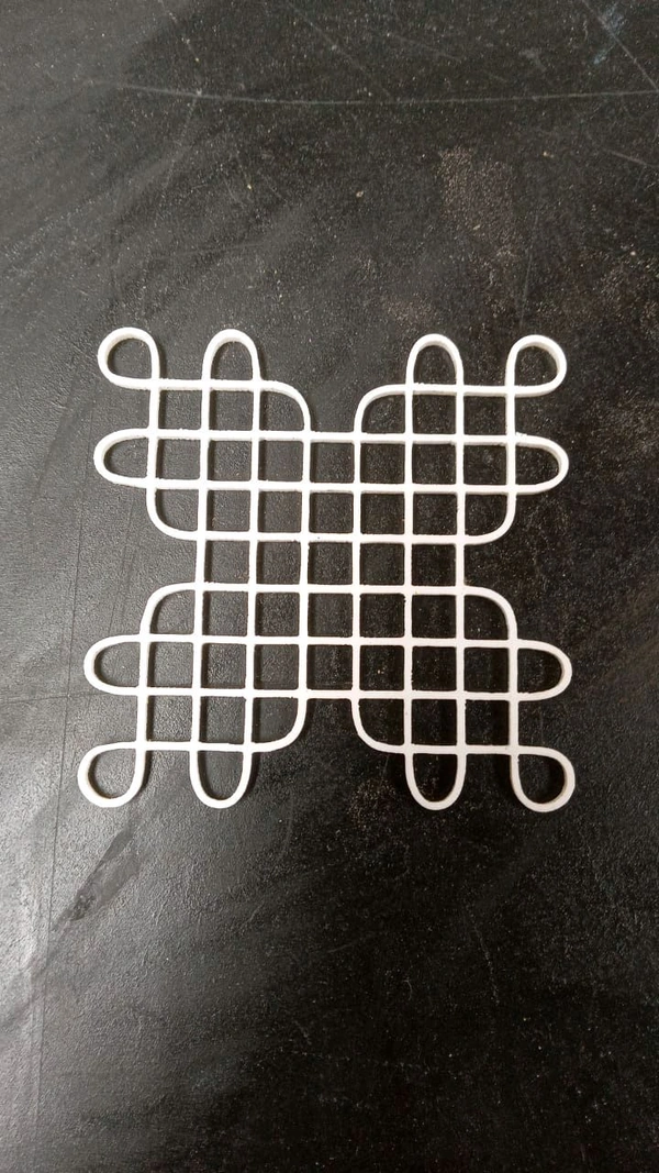 Kolam Cut Out -2 - 4", 2.5mm, Golden acrylic
