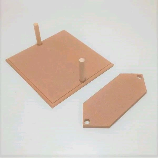 Unique Tissue Holder  - 8/8/3"
