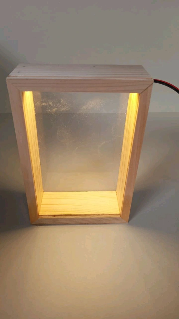 Pinewood Photo Frame  - 6.5/4.5/2"