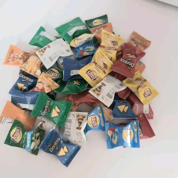 Food Packets - 20 Pcs