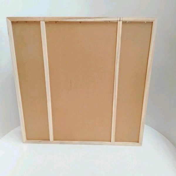 Kaleera,Varmala Preservation Pinewood Frame  - 20/20/3"