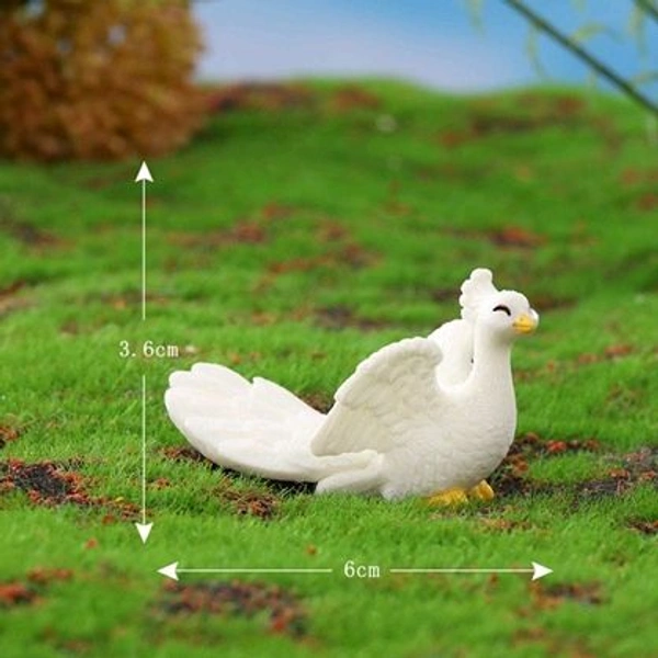 Miniature Peacock White - 2 Pcs