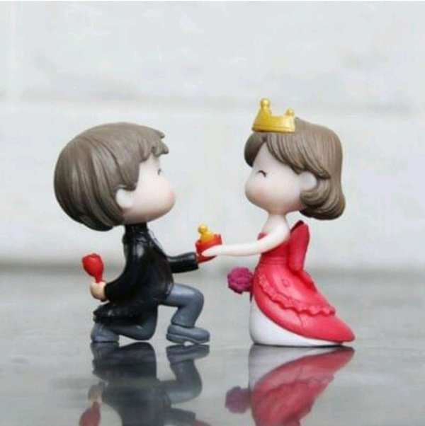 Miniature Couple Proposing Pair