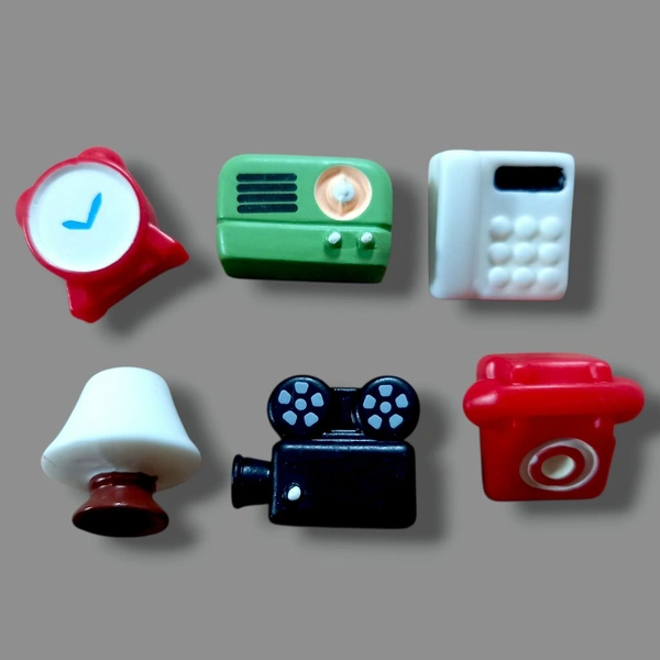 Miniature House Essentials Lamp, Clock Etc - 6 Pcs in a Set, 1 Set