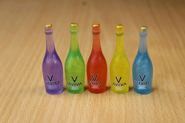 Miniature Juice Bottles-5 Pcs - L-1.4 × W-1.4 × H-4.3 CM
