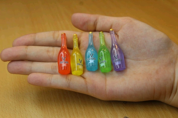 Miniature Juice Bottles-5 Pcs - L-1.4 × W-1.4 × H-4.3 CM