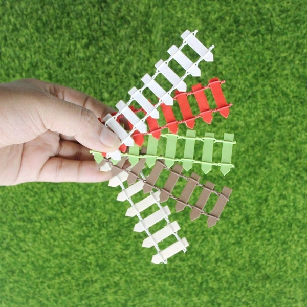 Miniature Garden Fence- 4 Pc - L-9.6/H-2.2cm.