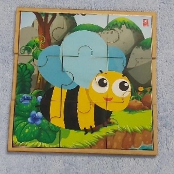 Wissen Wooden Honey Bee Jigsaw Puzzle  - 0.130, 15cm×15cm