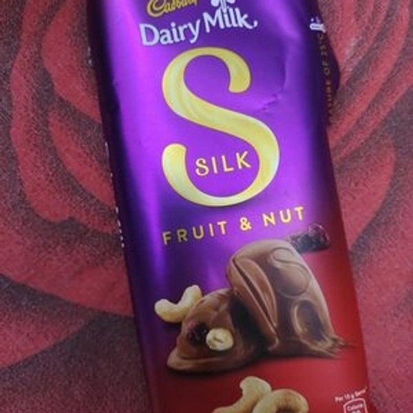 Dairy Milk Silk Fruit &Nut