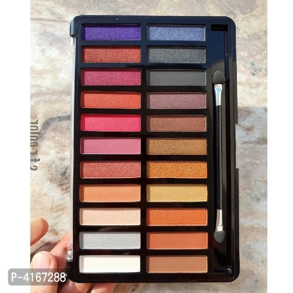 SRF 22 Colour Shade Palette