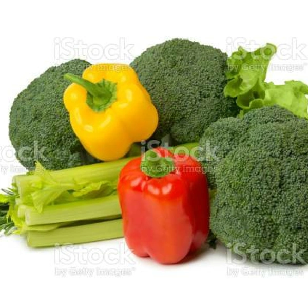Broccoli (500 Grams)+ Capsicum Green ( 300 Grams)