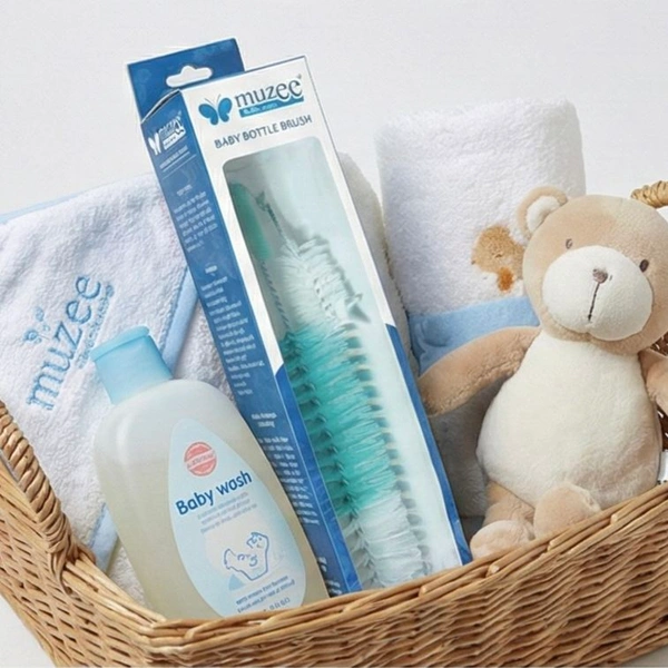 Muzee Baby Bottle & Nipple Cleaning Brush – 2-in-1 Flexible Washer with Sturdy Grip (BPA Free) - Green, pack of 1