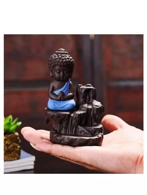 Handicrafts Villa Ceramic Showpiece Figurine (7 x 7 x 12, Blue)