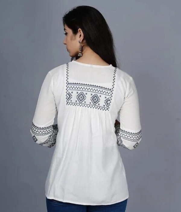 Jaya Garment Embroidery tops - White, M