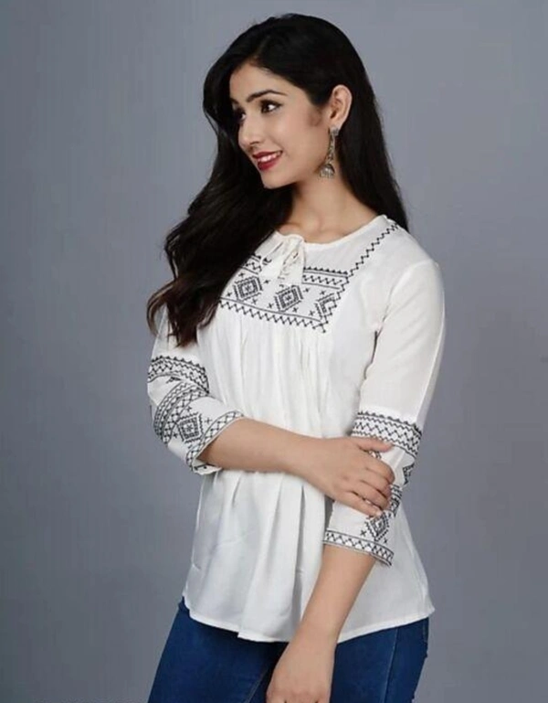 Jaya Garment Embroidery tops - White, M