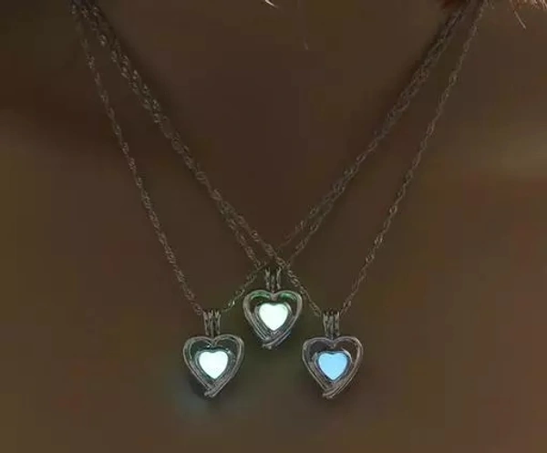 Glow in the Dark Luminous Heart Shape Pendant - Blue Glow