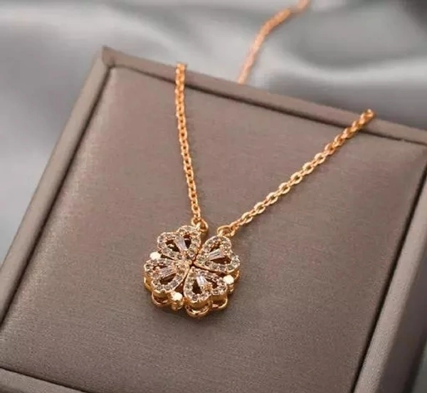 Woman Love Hearts Pendant Necklace Gold Plated four-leaf