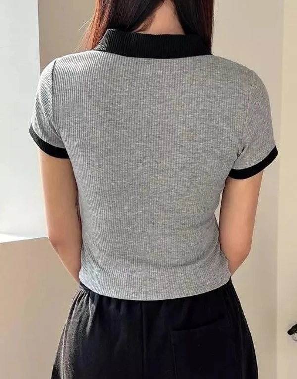 Crop Collar T-Shirt - Gray, L