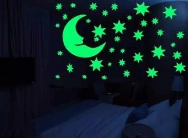 Beautiful Medium Galaxy of Stars Moon and Round Dot Radium Night Glow for Bedroom/Living Room Wall Sticker (Pack of 1)