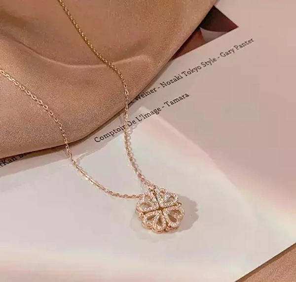 Hot Selling Four Love Hearts Pendant Necklace Gold Plated Stainless Steel Diamond Leaf Clover Heart Necklaces Customize Women Fashion Cubic Zircon Magnet Four-Leaf Clover Love Necklace For Women Clavicle Chain Valentines Day Collares Joyas Jewelry