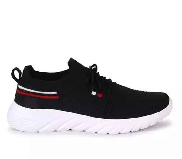 Black Solid Running Shoes For Men - 6