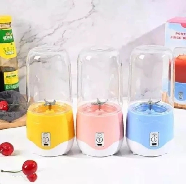 SHOPPEE WORLD Portable Electric Mini Juice Maker | Blender Grinder Mixer USB Rechargeable Mini Juicer Blender for Smoothies, Juice and Shakes with 4 Powerful Blades ( Pack of 1 , MULTICOLOUR)