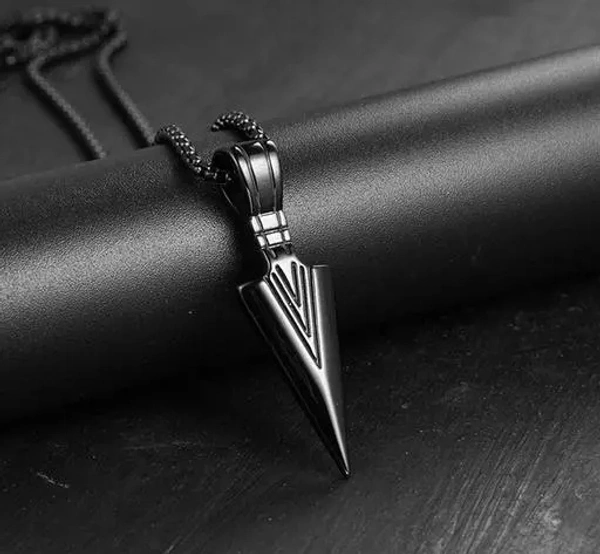 Stainless Steel Arrowhead Necklace Viking Warrior Spear Head Charm Chain Pendant for Men/Women