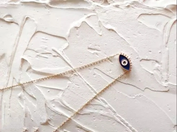 Minimal Evil Eye Pendants & Lockets