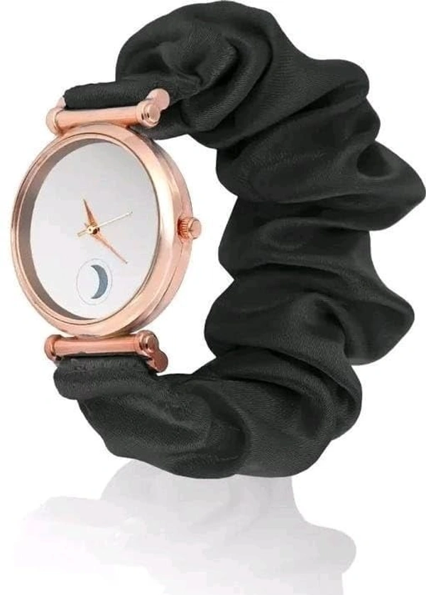 Studded Scrunchies Bracelet Analog Watch - Timeless Elegance for Girls