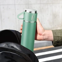 Vacuum Flask Set - 500ml with 3 Cups, Insulated Double Layer Thermos for Tea Coffee Water, Travel-Friendly, Ideal for Gifting - Green (Customizable)
