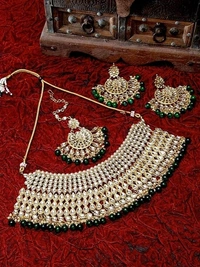 Latest Stylish Kundan Choker Wedding Party Traditional Bridal Necklace Jewellery Set for Women