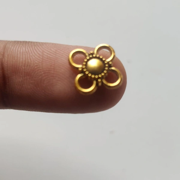 Four Loop Gold Charm
