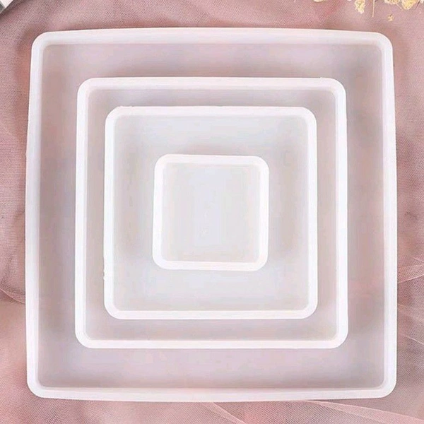 Set of 4 Square Mold - 6.4,8.5,10.5,13 cm