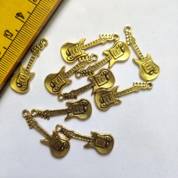 Guitar Gold Charm