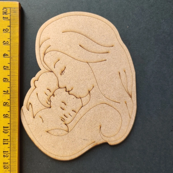 Mother with babies engraved MDF