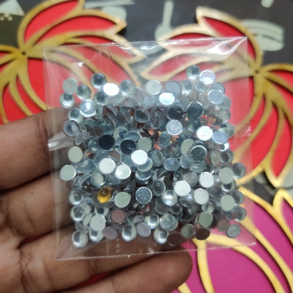 Silver round chamkis