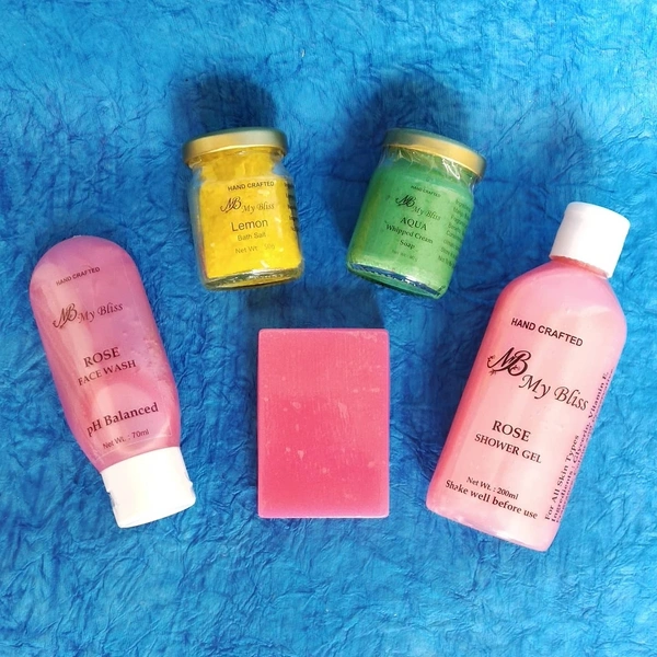 Refreshing Gift Hamper
