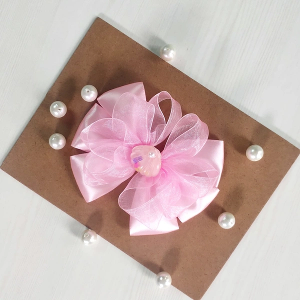 Pink Shell Embellishment Hair Clip  - Pink, Medium
