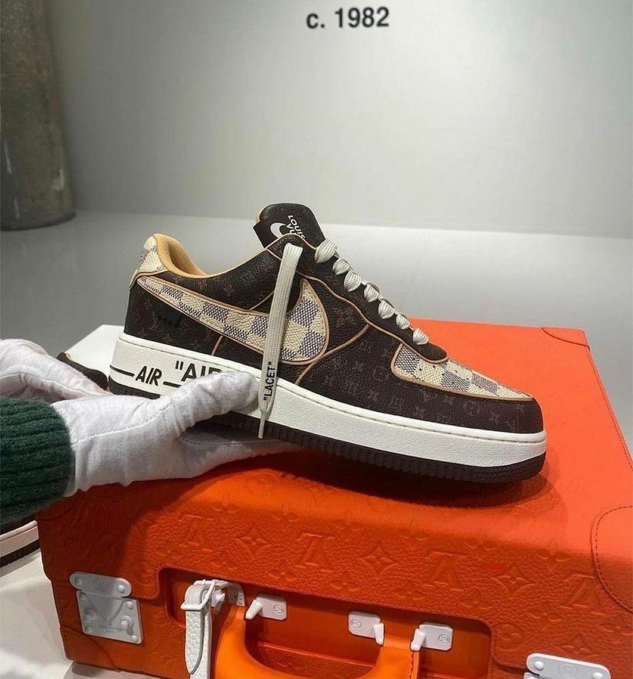 Off white cheap louis vuitton nike