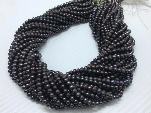 Round Metallic Black Pearl Layer