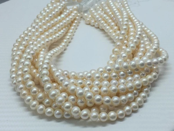 Round White Pearl Layer