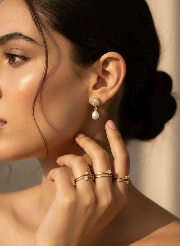 Pearl Earring - PE118 - Golden, White, 4 MM