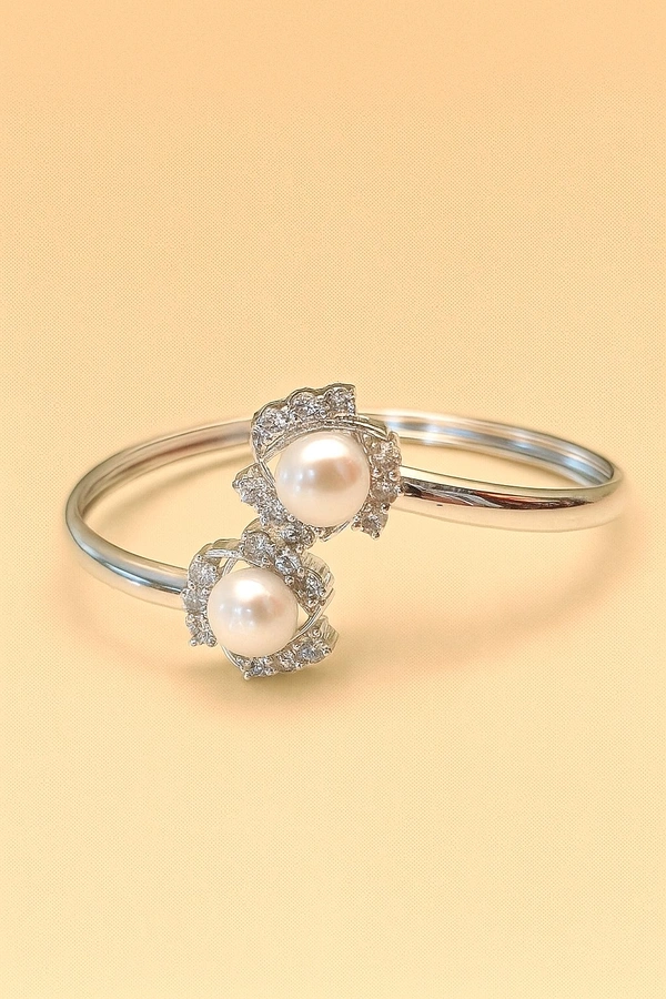 Pearl Bracelet - PB106 - Adjustable, White, Silver