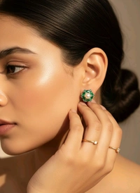 Pearl Earrings - PE130 - White, Silver, 4 MM